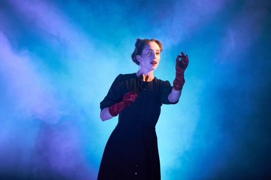 Starp fiziku un bitēm