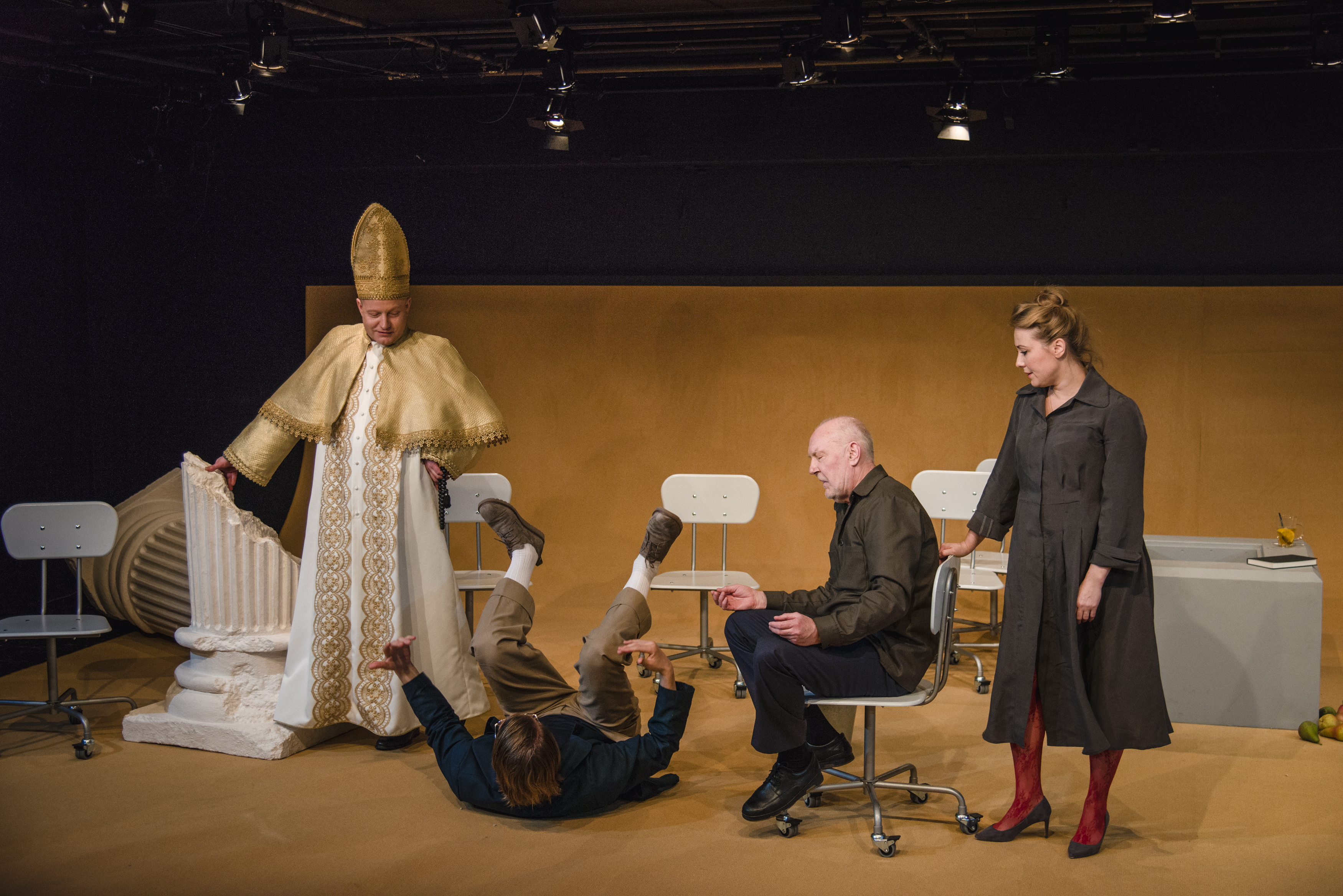 Skats no izrādes "Atzīšanās" // Foto – Daina Geidmane