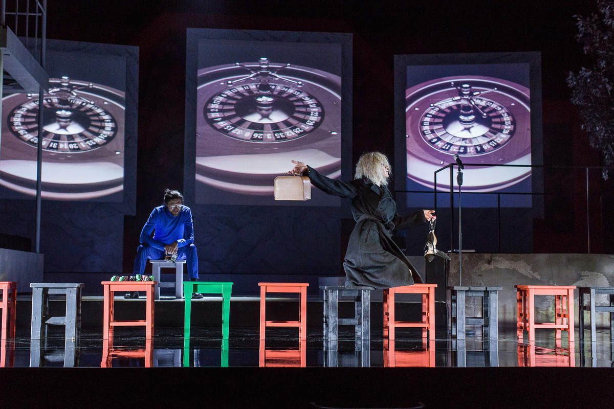 Skats no izrādes "Lulū" // Foto – Jānis Deinats