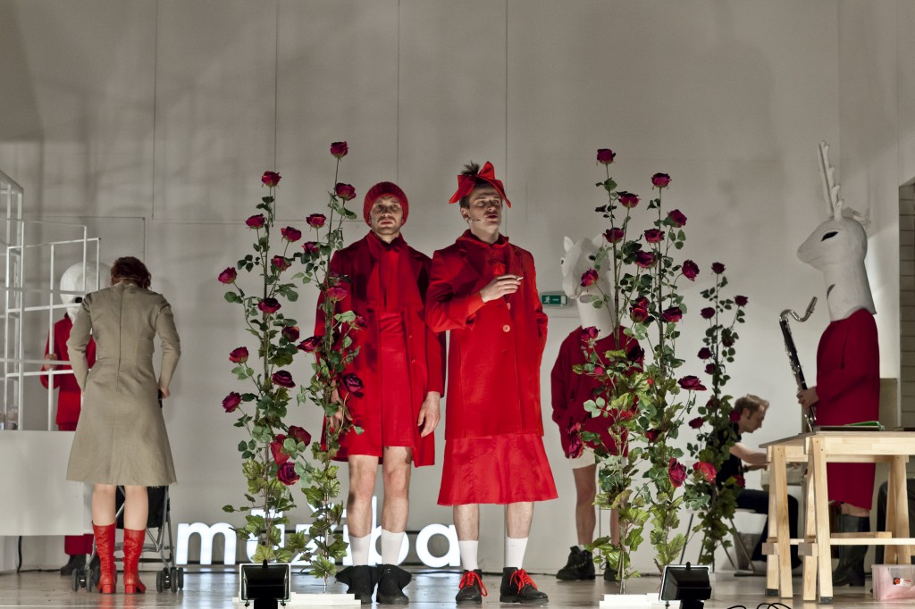 No izrādes "Voiceks" // Foto - Gunārs Janaitis