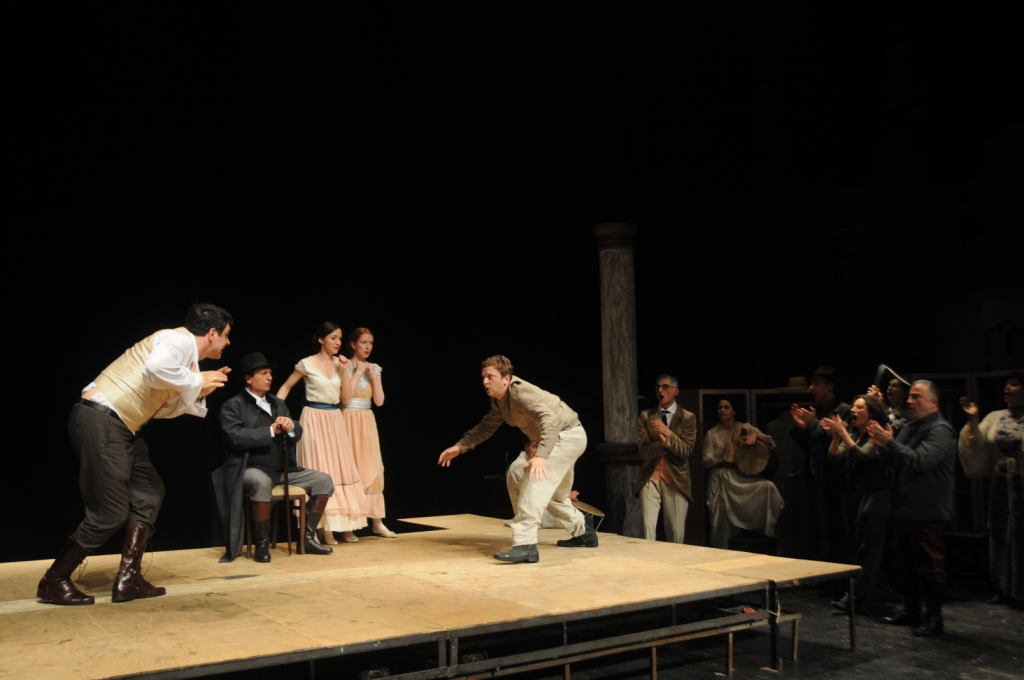 No izrādes "Kā jums tīk" // Foto - Teona  Kvezereli