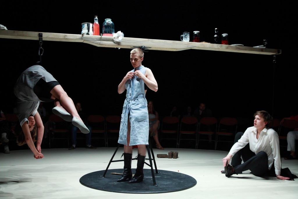 No izrādes "Jūlijas jaunkundze" // Foto - Matīss Markovskis