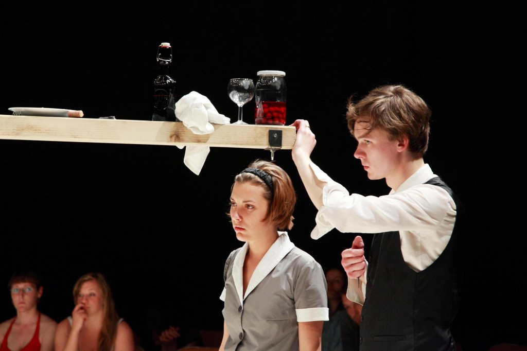 Kristīne - Anta Aizupe, Žans - Mārtiņš Meiers // Foto - Matīss Markovskis