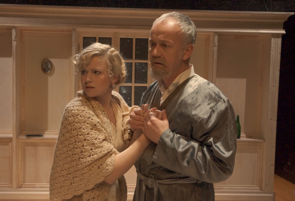 Soņa - Inga Siliņa, Jegors Voiņickis - Tālivaldis Lasmanis // Foto - Mārtiņš Vilkārsis