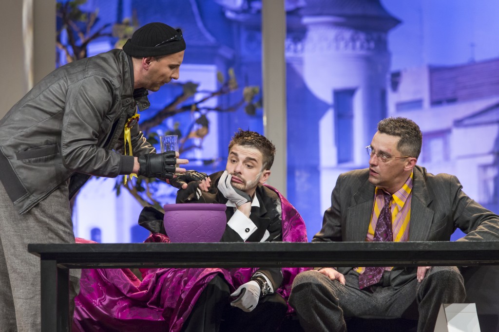 Fēlikss - Dainis Gaidelis, Nikolajs - Jurijs Djakonovs, Fransuā - Valdis Liepiņš // Foto - Gunārs Janaitis