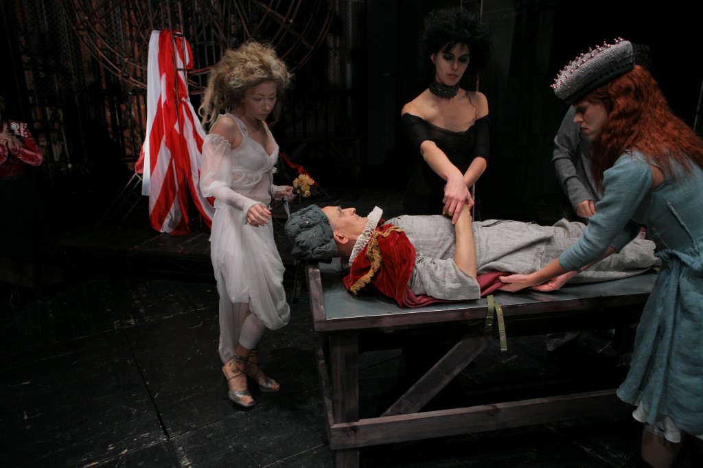 No Valmieras Drāmas teātra izrādes "Karalis Līrs" O. Krodera režijā // Foto - Mārtiņš Vilkārsis