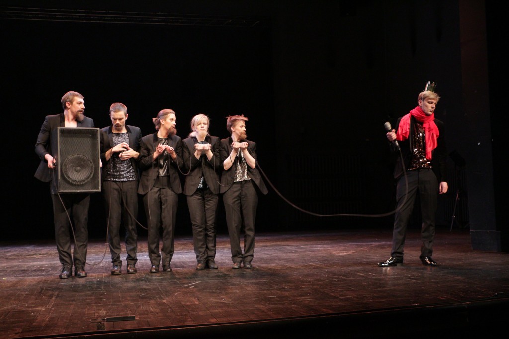 No kreisās: Rihards Jakovels, Kārlis Neimanis, Anta Aizupe, Inga Siliņa, Inese Pudža, Vladislavs Nastavševs // Foto - Gatis Priednieks-Melnacis