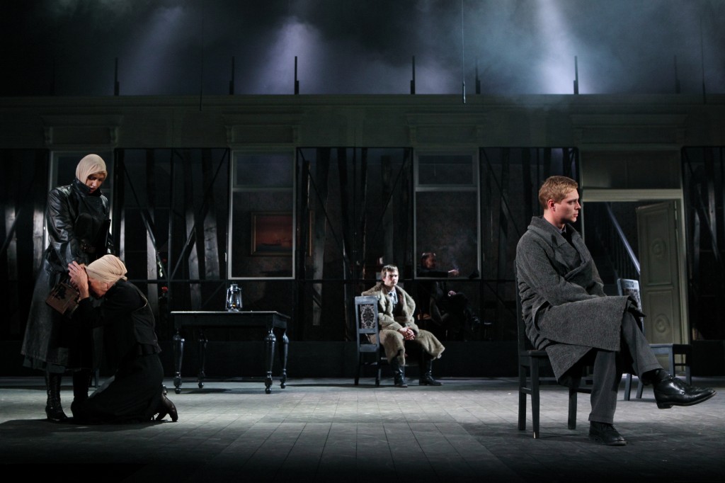 No VDT izrādes "Doktors Živago" // Foto - Matīss Markovskis