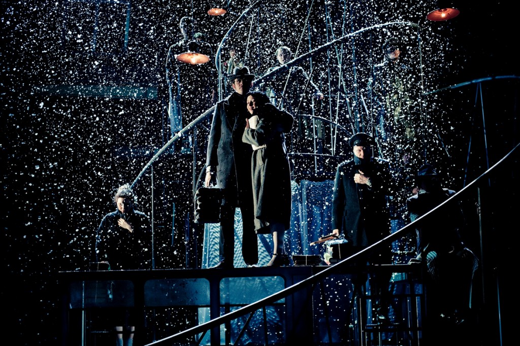 No Igaunijas Krievu drāmas teātra izrādes "Suņa sirds" // Publicitātes foto