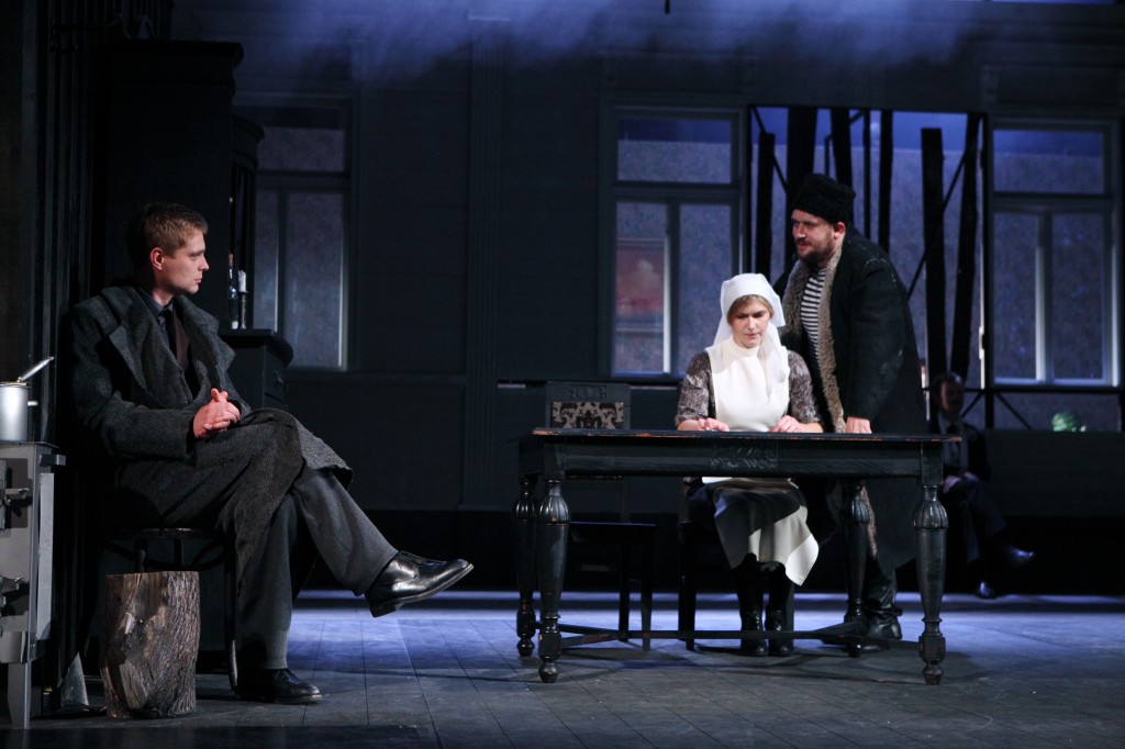 No Valmieras Drāmas teātra izrādes "Doktors Živago" (rež. Indra Roga) // Foto - Matīss Markovskis