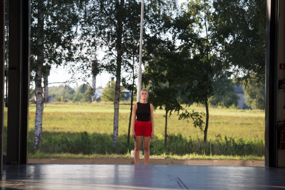 Skats no izrādes "Nezināmais nezināmais" // Foto – Gatis Priednieks-Melnacis