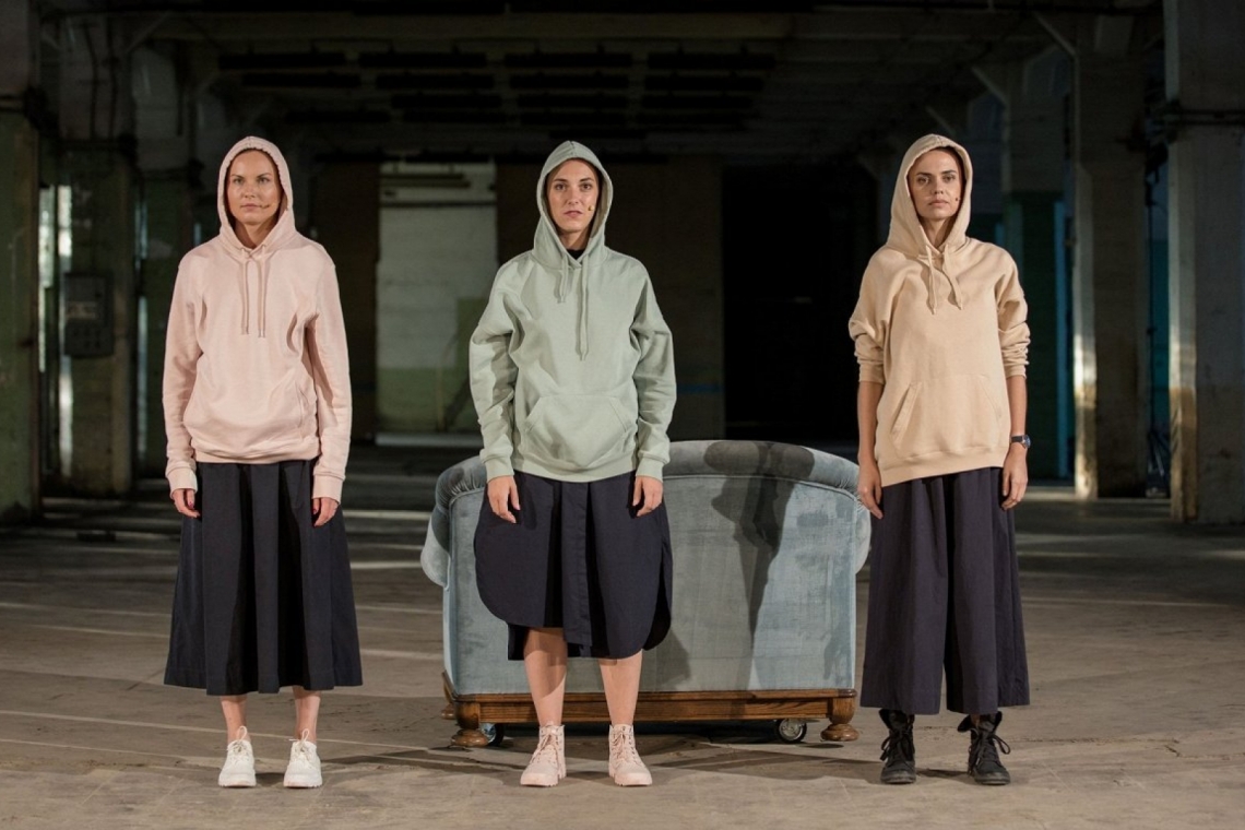 Skats no izrādes // Foto – Monta Tīģere