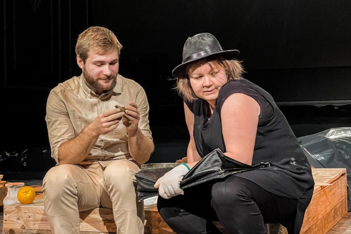 Skats no izrādes "Muols" // Foto – Edīte Husare