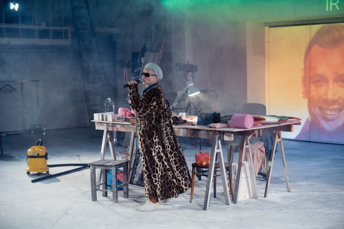 Skats no izrādes "Laika Zobs un klusuma mizotāji" // Foto – Andrejs Strokins