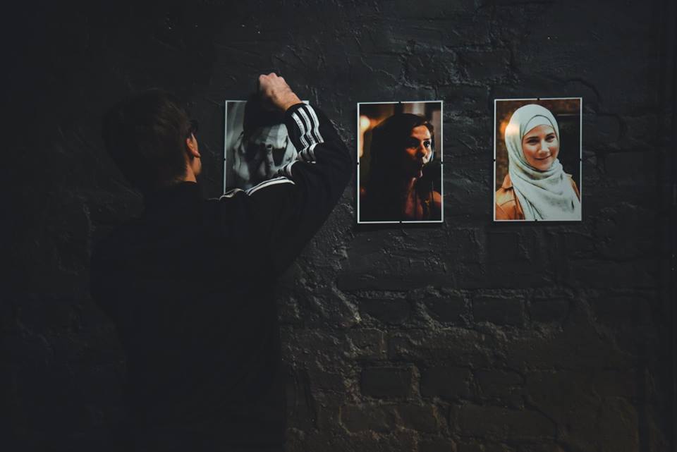 Skats no izrādes "Kas notiks rītdien?" // Foto – Aivars Ivbulis