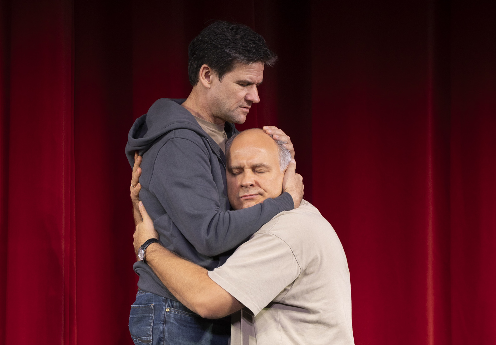 Skats no izrādes "Kritiens augšup" // Foto – Jānis Deinats