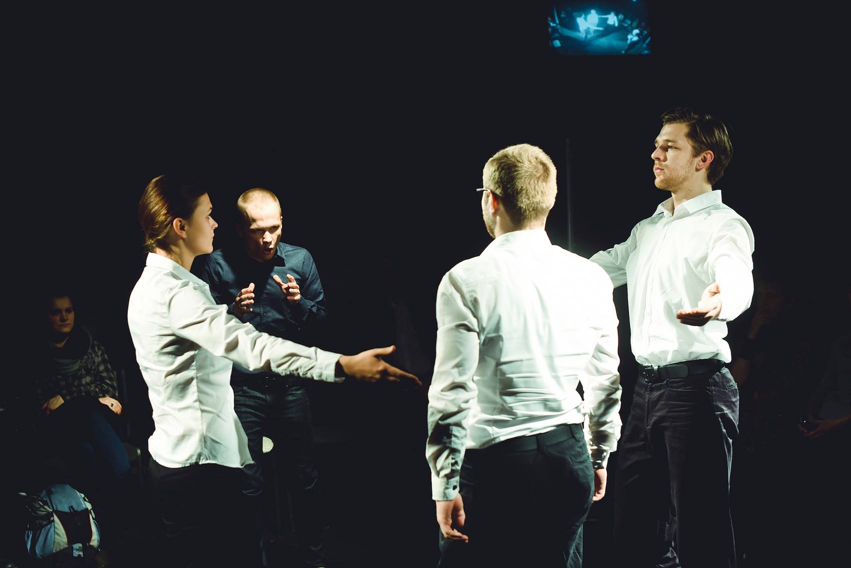 Skats no izrādes "Būt nacionālistam" // Foto – Aivars Ivbulis