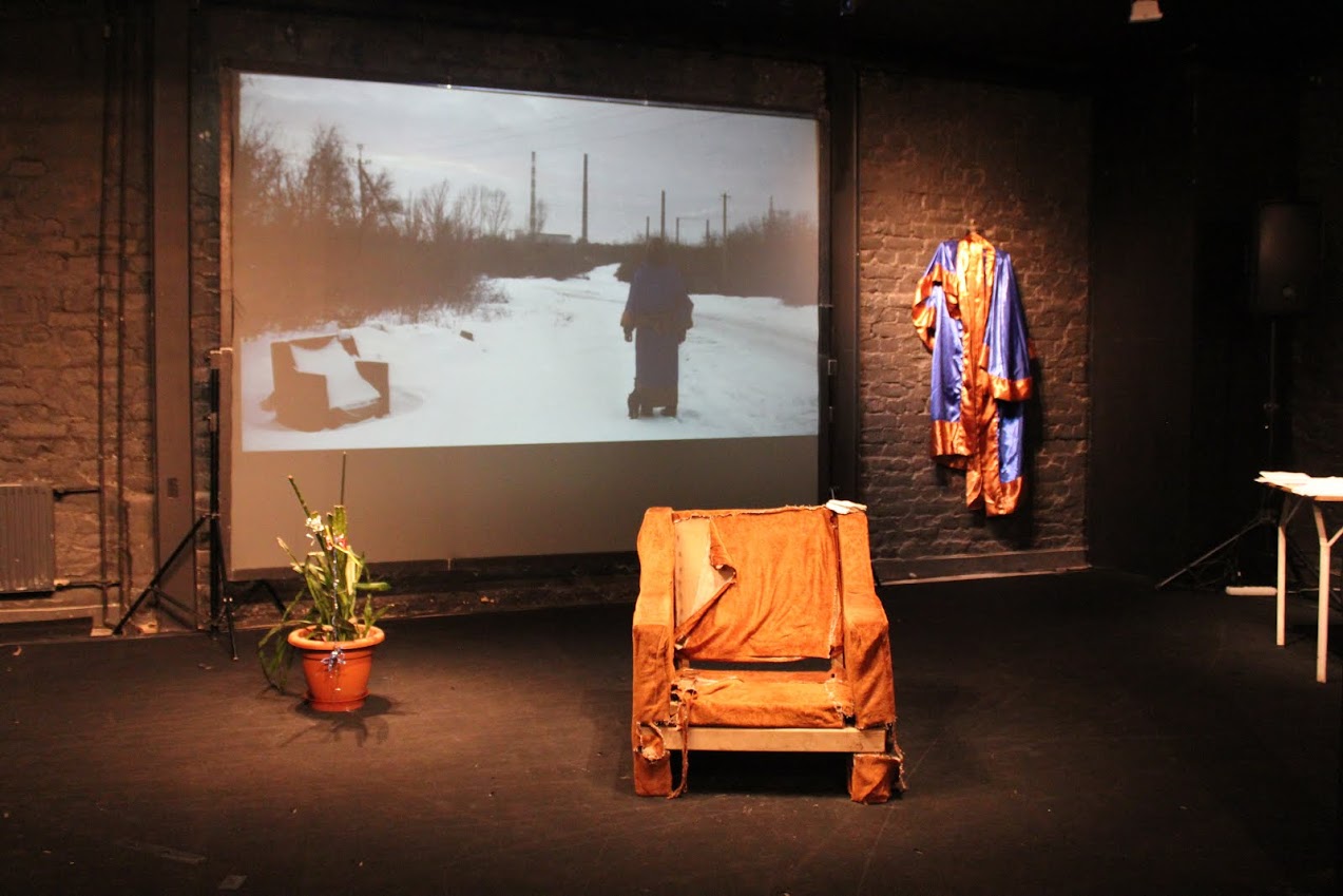 Izrāde un videoinstalācija par Maidana cilvēkiem "Bailes Ukrainā" // Foto – Zanda Tereško