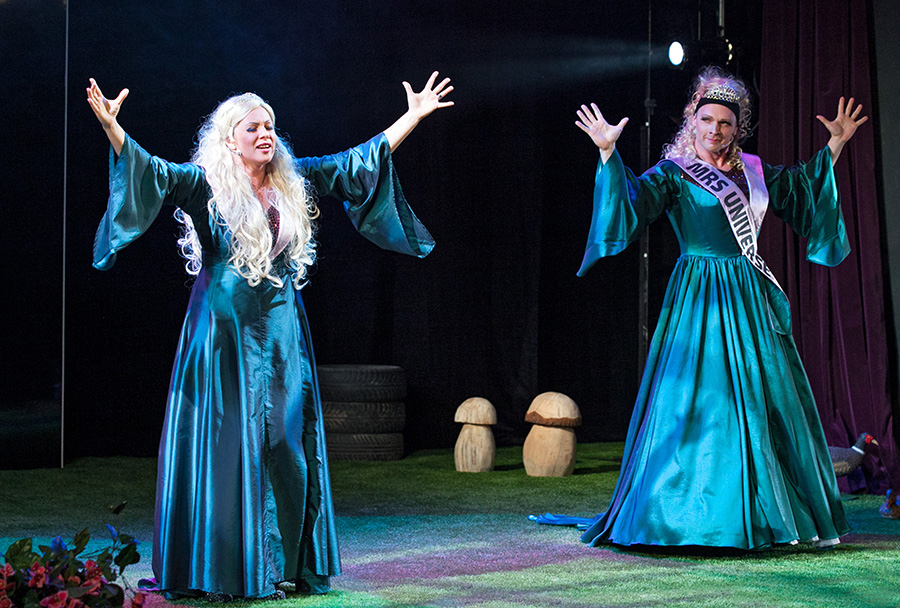 Pamāte – Sigita Jevgļevska, Spogulis – Sandis Pēcis // Foto – Ziedonis Safronovs