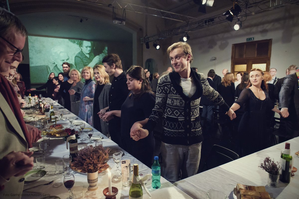 Skats no ĢIT izrādes "Taņas dzimšanas diena" // Publicitātes foto