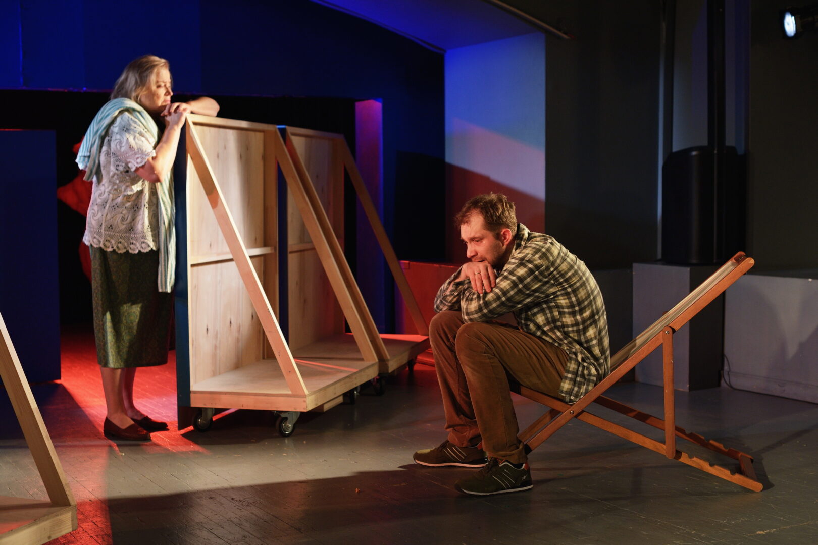 Māte – Indra Burkovska, Fēlikss – Romāns Bargais // Foto – Margarita Germane