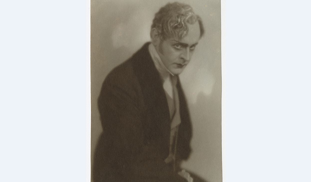 J.Jurovskis Arbeņins M.Ļermontova "Maskarāde" Rīgas Krievu drāmas teātris // Foto no RTMM, inv.nr. 483081.