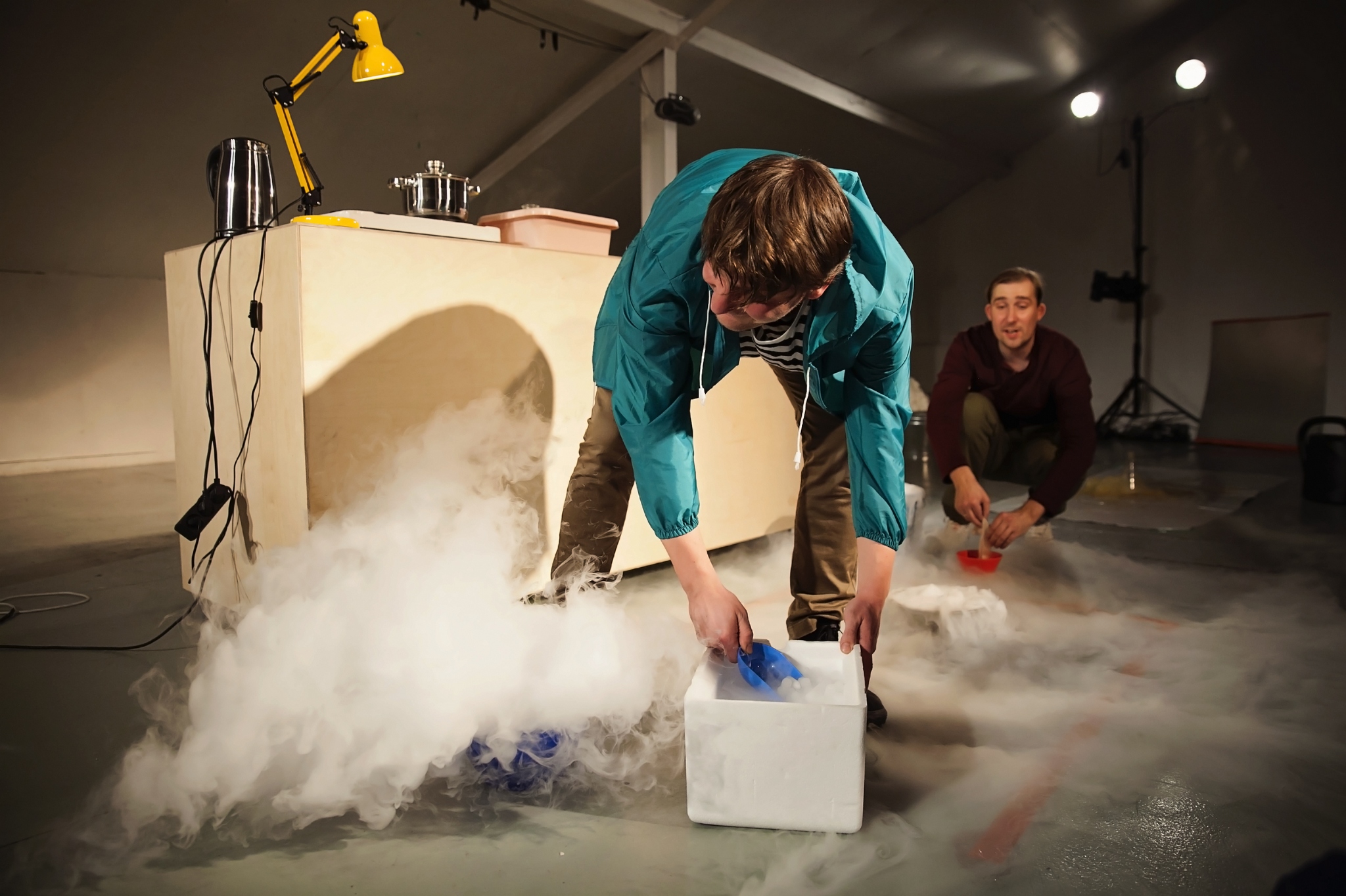 Skats no DDT izrādes "Mākoņi" (2014, rež. P. Pļavniece) // Foto - Inga Plūme