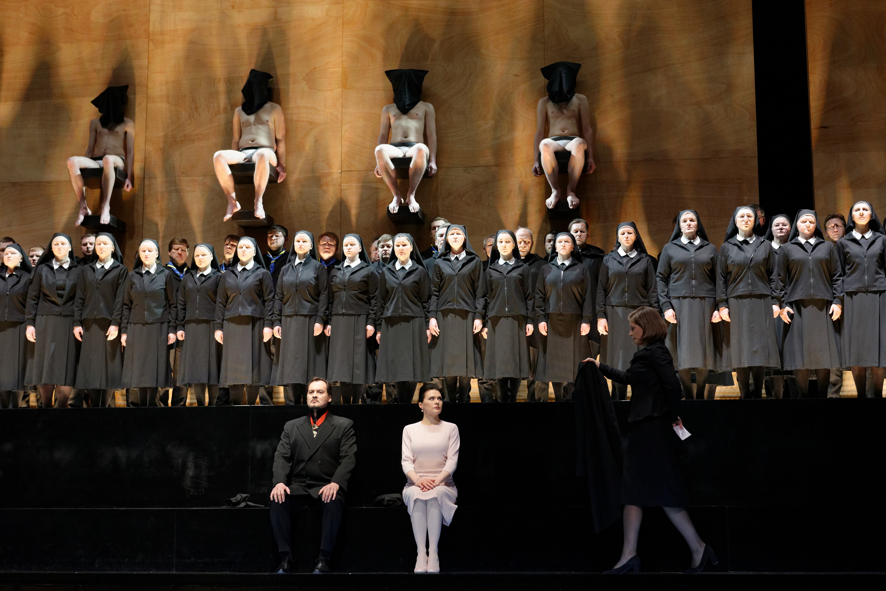 Skats no operas "Dons Karloss" uzveduma Lietuvas Nacionālās operas un baleta teātrī // Publicitātes foto