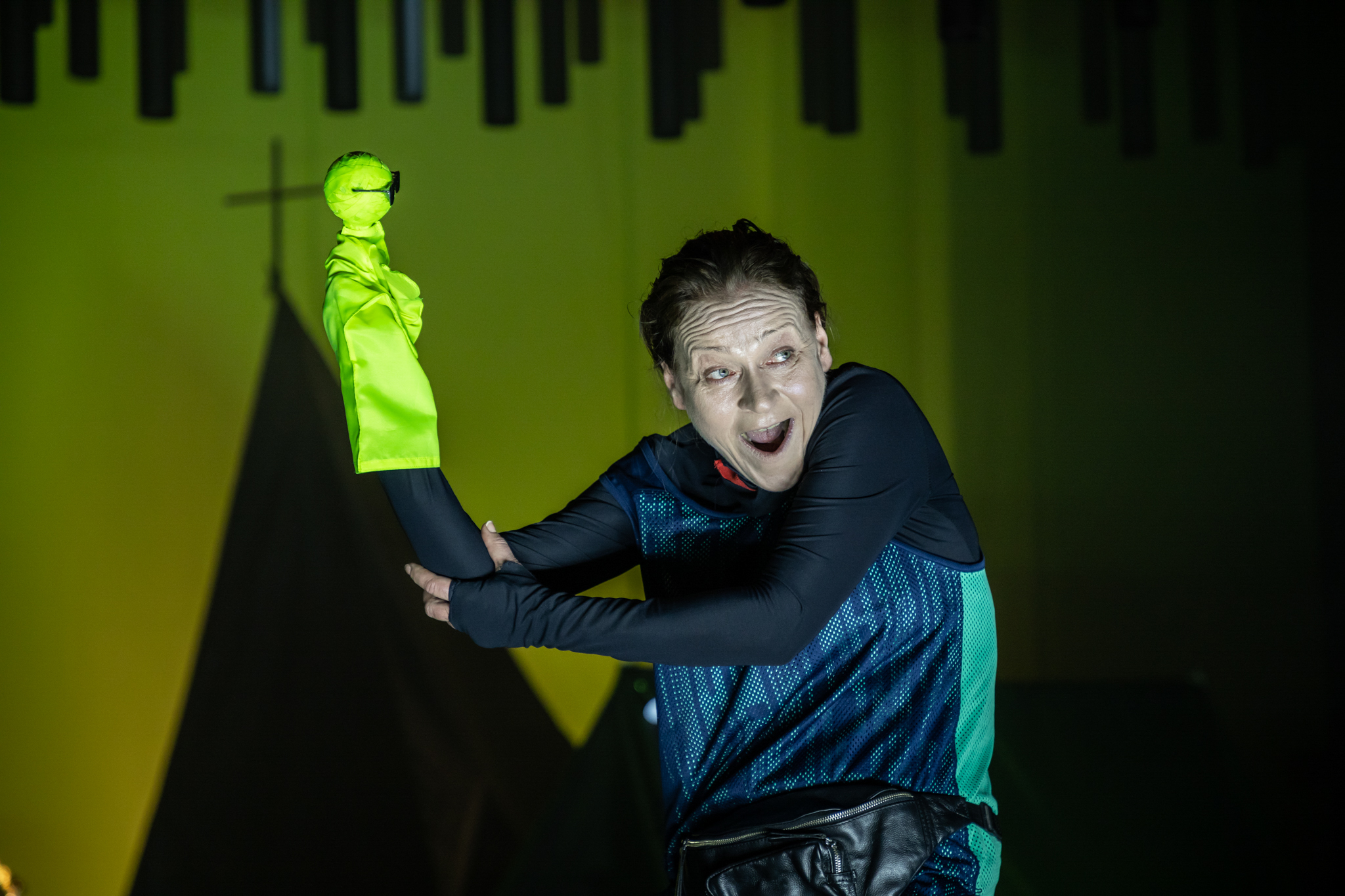 Skats no LT izrādes "Šekspīrs" (2019, rež. E. Seņkovs // Foto – Justīne Grinberga