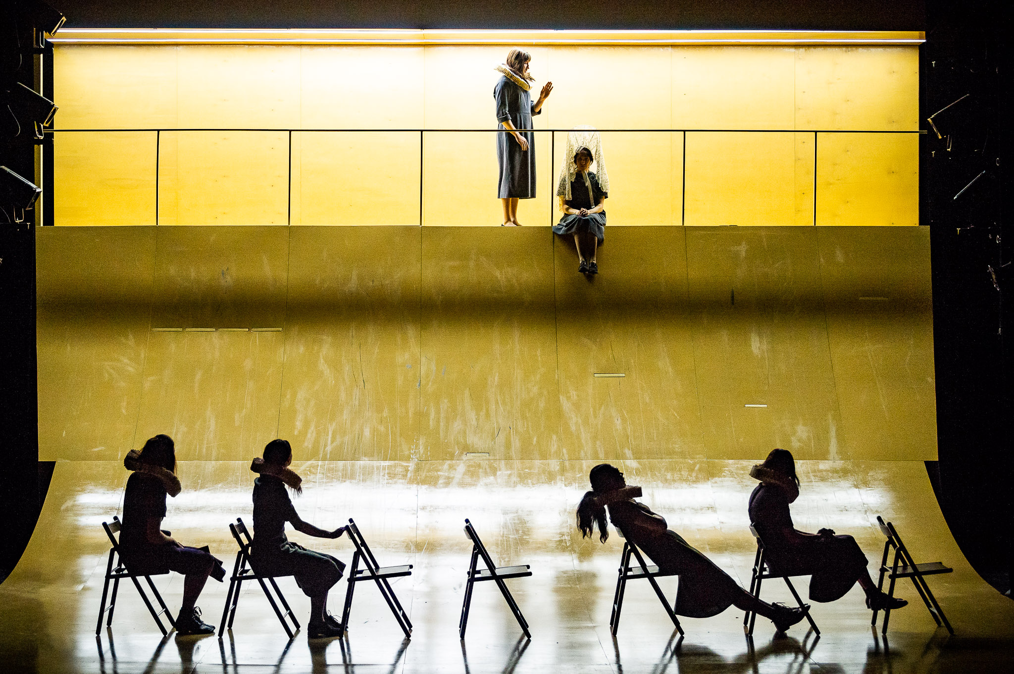 Skats no izrādes "Bernardas Albas nams" // Foto – Edgars Pohevičs