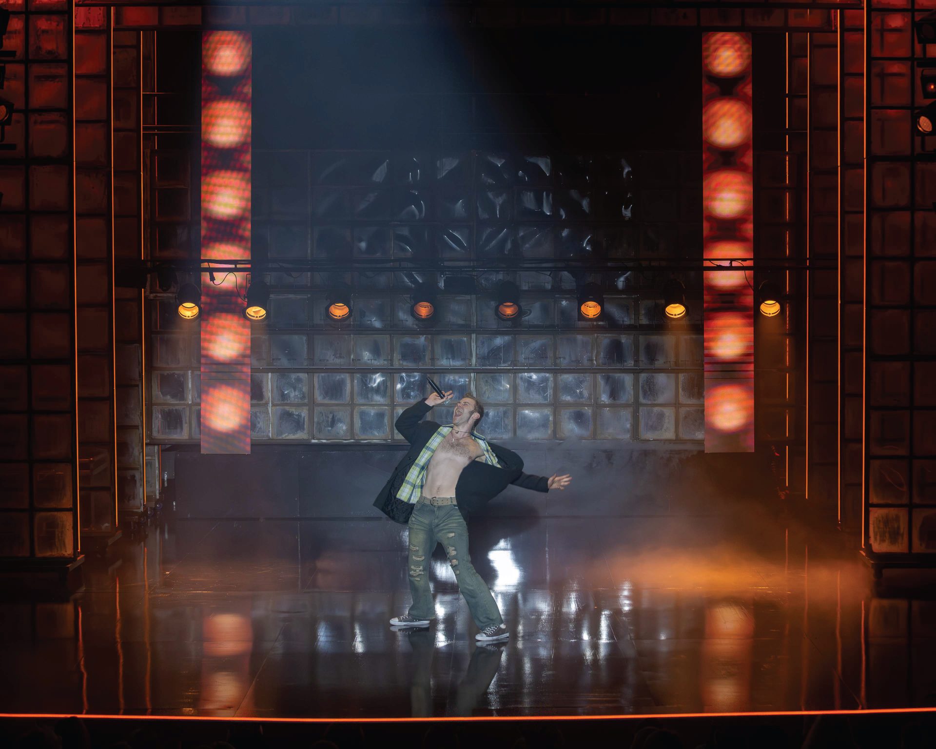 Skats no izrādes "Freimanis" // Foto – Aigars Hibneris