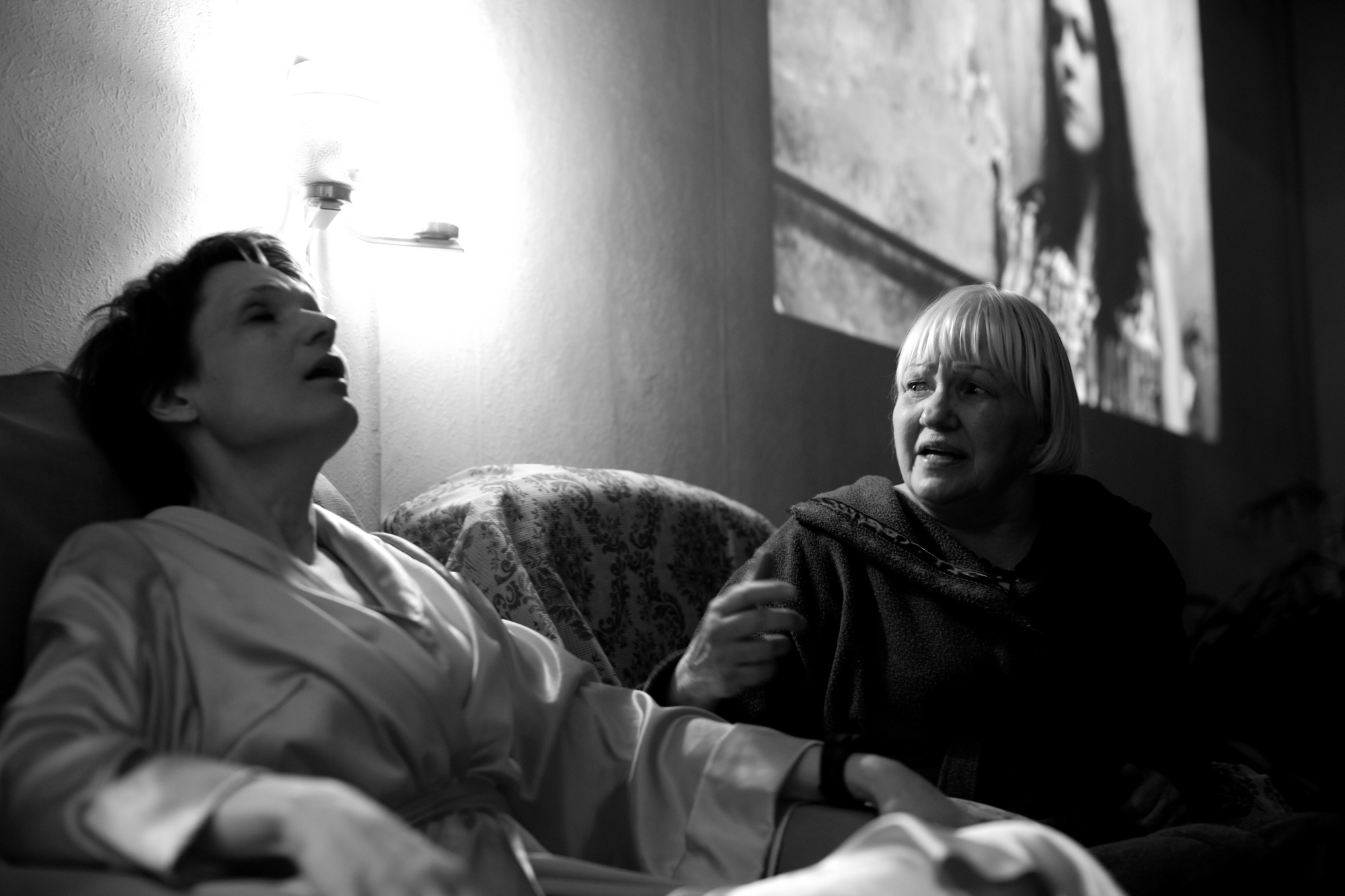 Staņislava – Anna Putniņa, Marija – Līga Liepiņa // Foto – Jānis Deinats