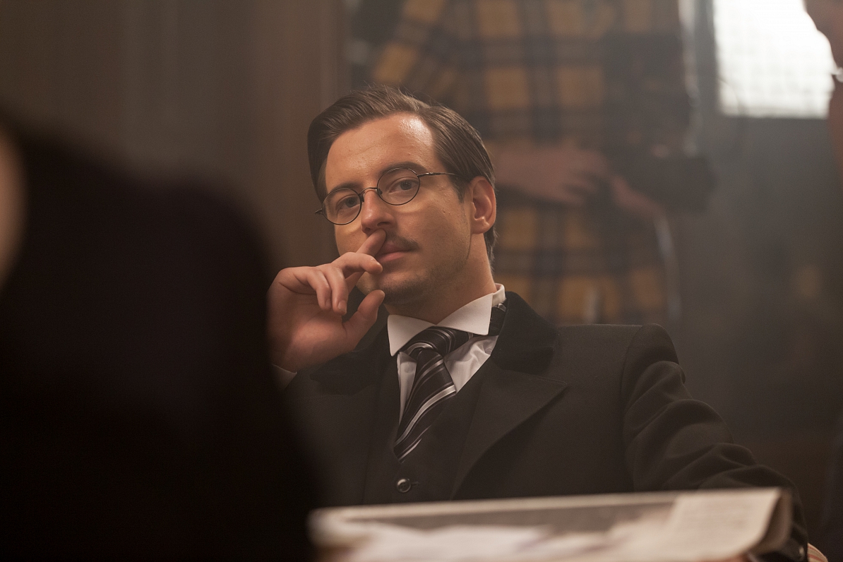 Andris Gindra - Zigfrīds Anna Meierovics filmā "Zigfrīds Anna Meierovics" (2018, rež. Tālivaldis Mirgēvičs) // Publicitātes foto