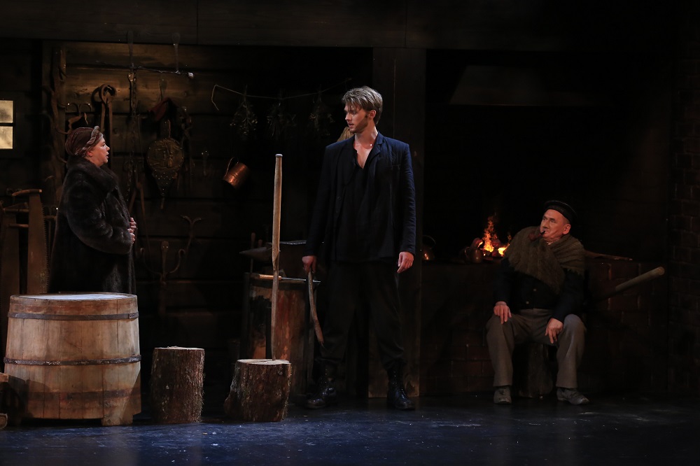 Made – Inese Ramute, Matīss – Mārtiņš Upenieks, Jēkabs – Rihards Rudāks // Foto - Matīss Markovskis