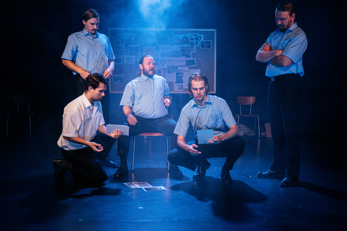 Skats no izrādes "Alfas" // Foto – Aivars Ivbulis