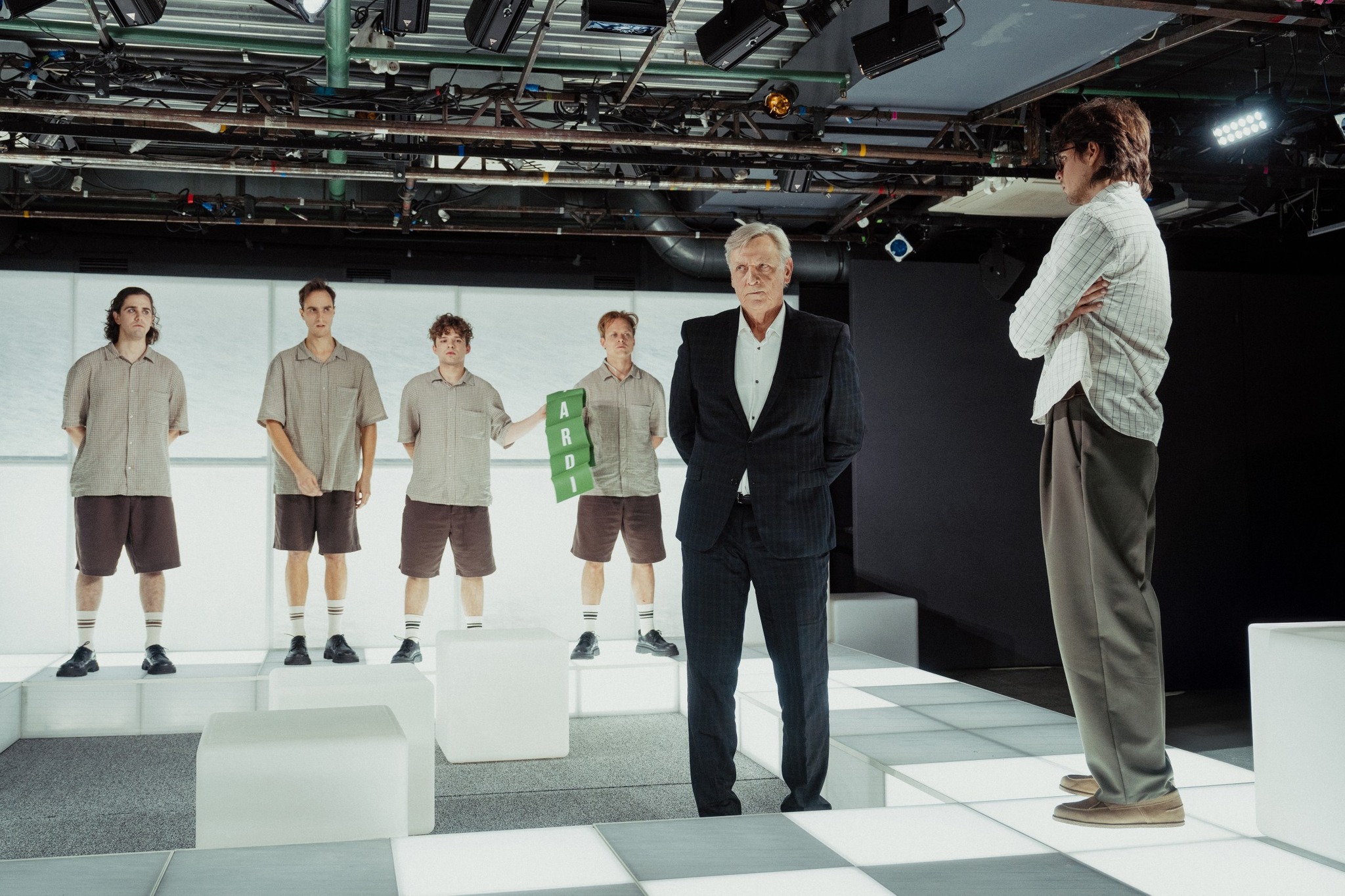 Skats no izrādes "Bastardi" // Foto – Andrejs Strokins