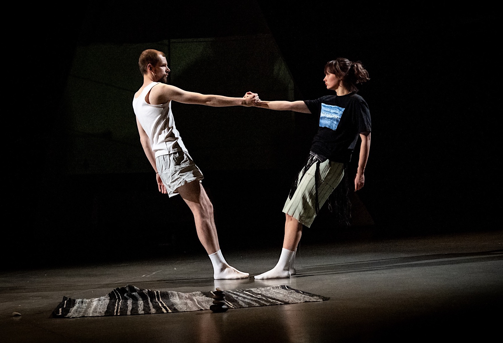 Skats no izrādes "Es esmu vējš" // Foto – Gvido Mēteris