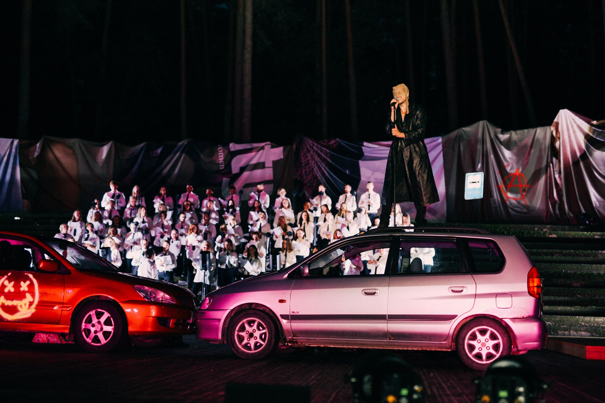 Skats no koncerta "Citu dziesmu svētki" (rež. M. Meiers) // Foto – Lita Millere