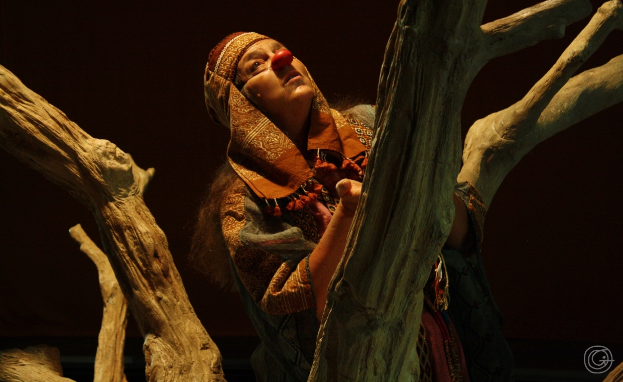 Skats no Eudženio Barbas izrādes “Koks” // Publicitātes foto