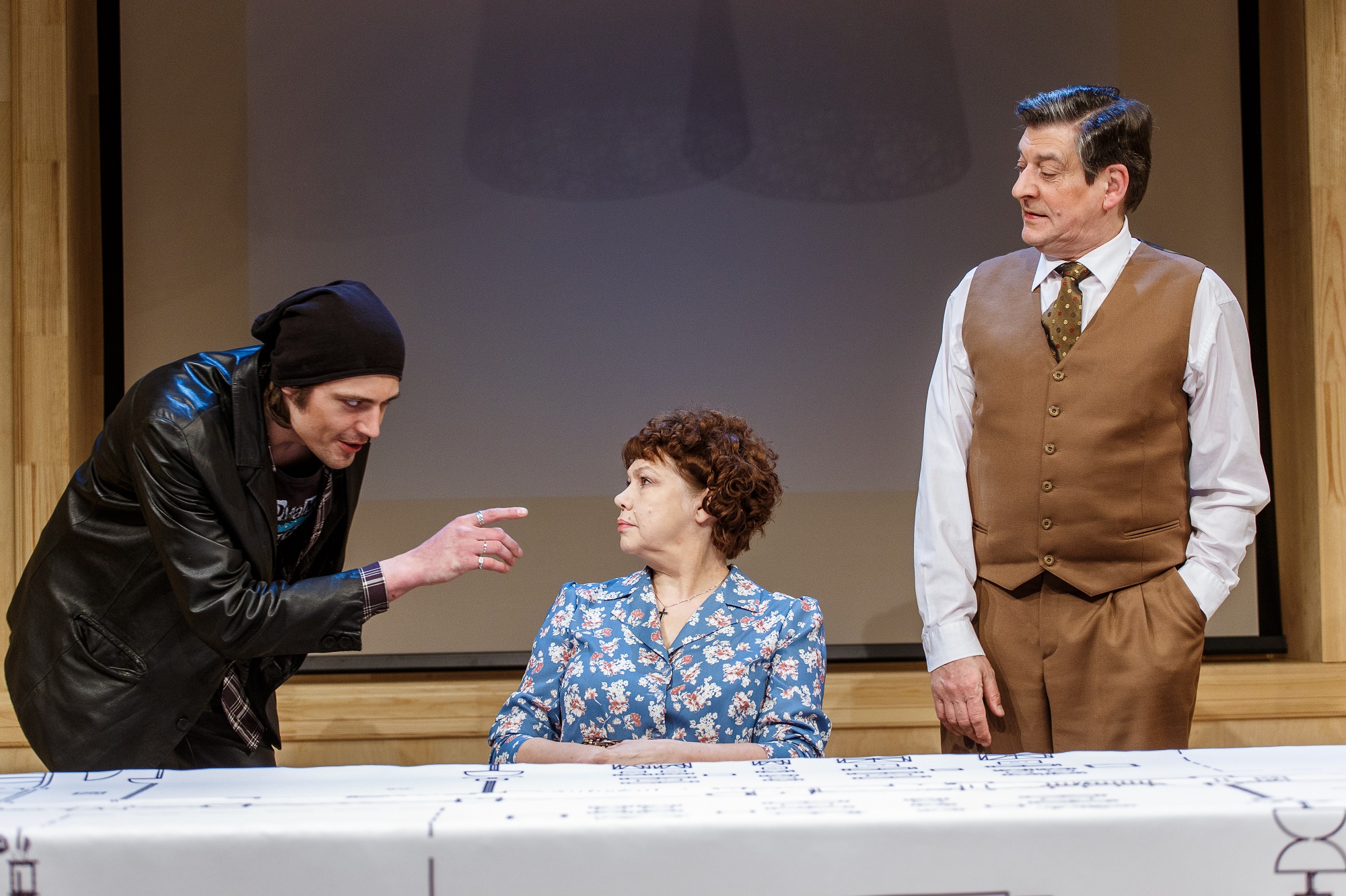 Eduards Haidenreihs – Eduards Johansons, Estere Haidenreihova – Inese Ramute, Egmonts Haidenreihs – Januss Johansons // Foto - Matīss Markovskis