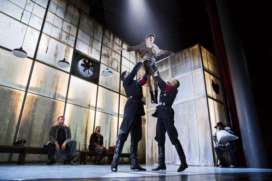 Skats no izrādes  // Foto – Inesa Kalniņa