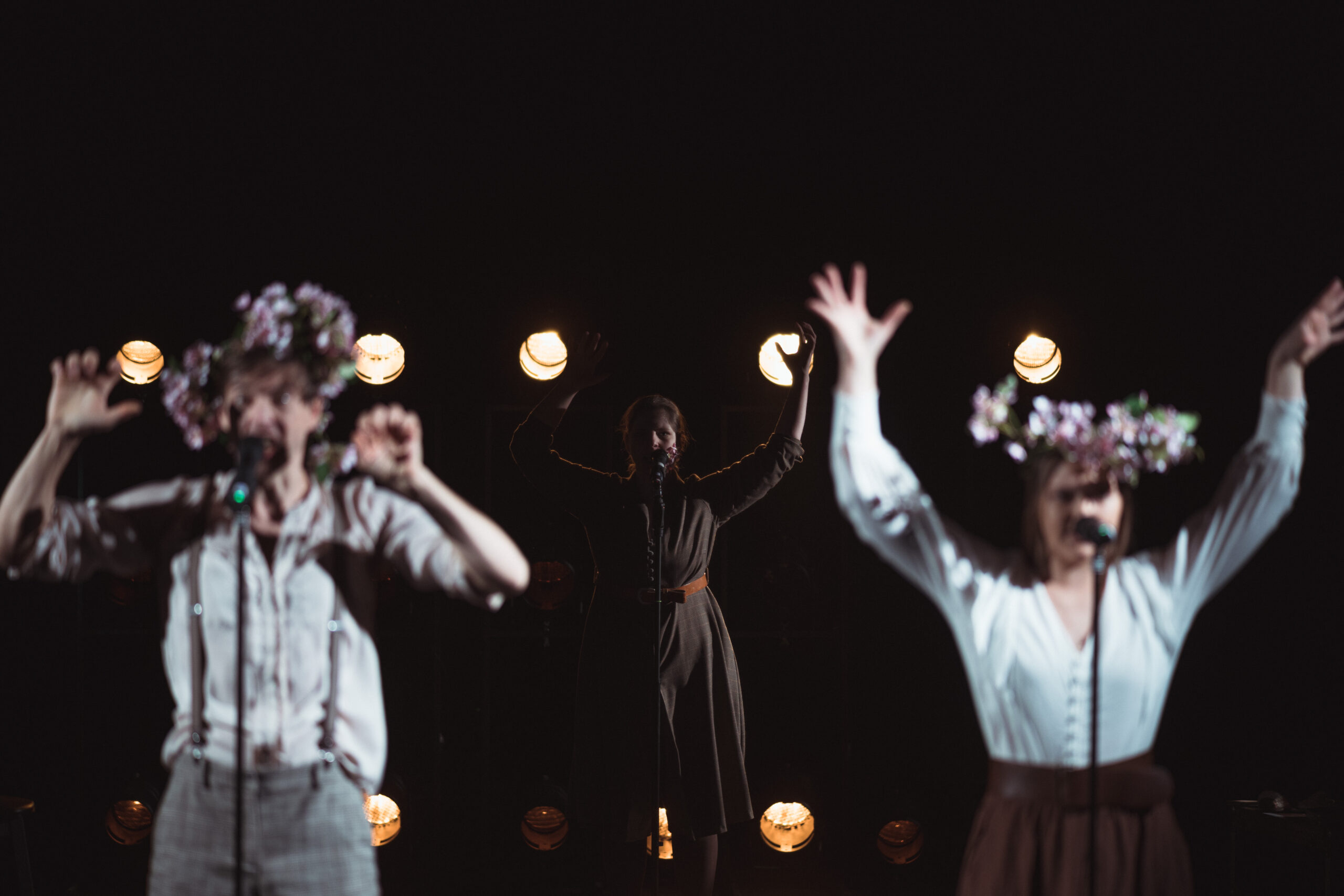 Skats no teātra "Melnā kaste" izrādes "Lilli" (rež. Kaija M Kilma) // Publicitātes foto