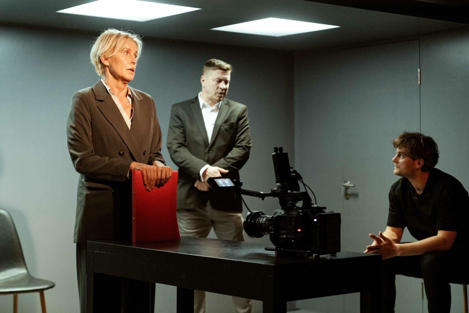 Elzas Martas Ružas, Matīsa Kažas oriģināldramaturģija Latvijas Nacionālā teātra izrādei "Maigā vara" // Foto – Andrejs Strokins