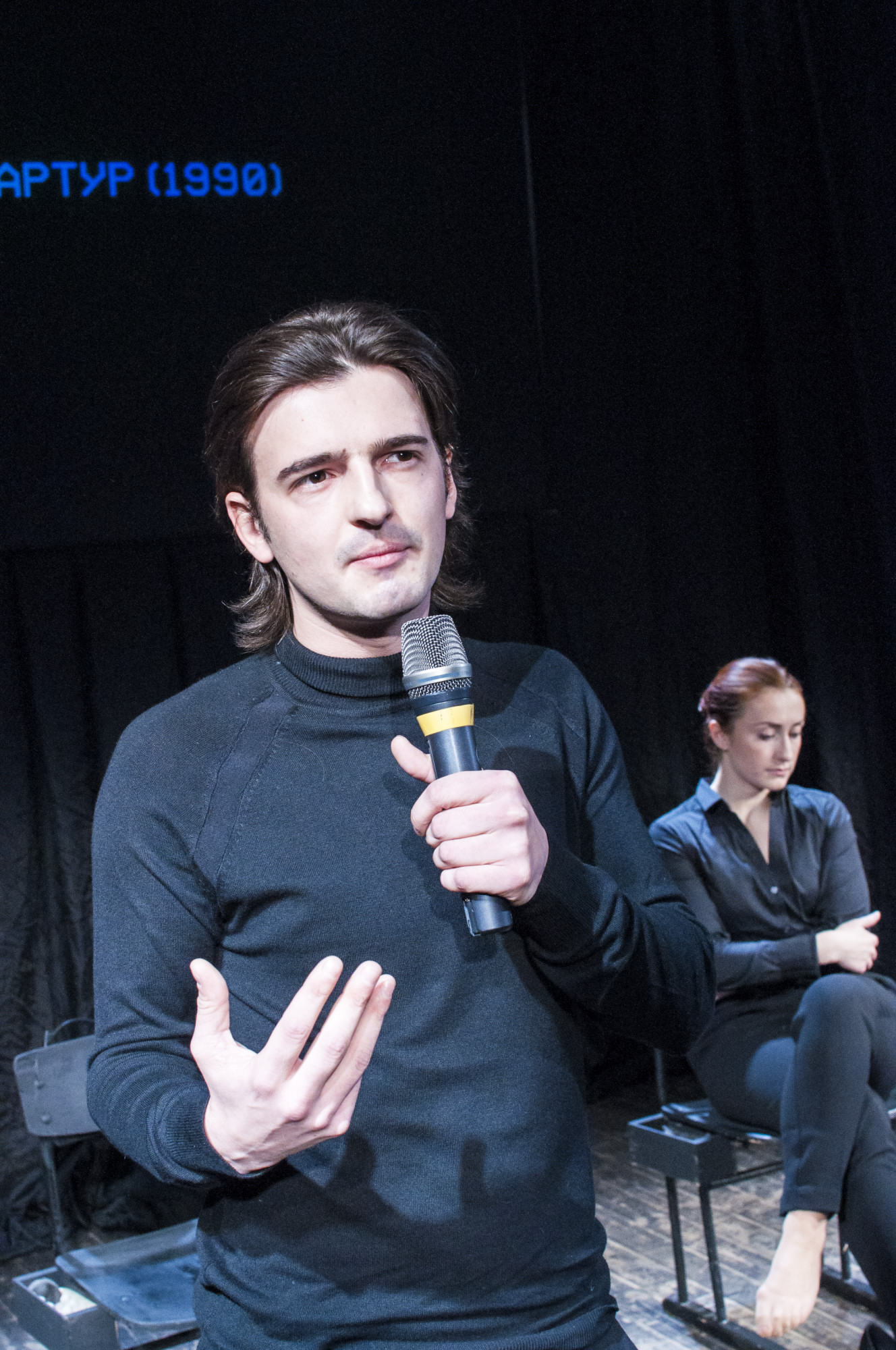 Artūrs Trukšs izrādē "Neatkarības bērni" // Foto – Olga Bikova