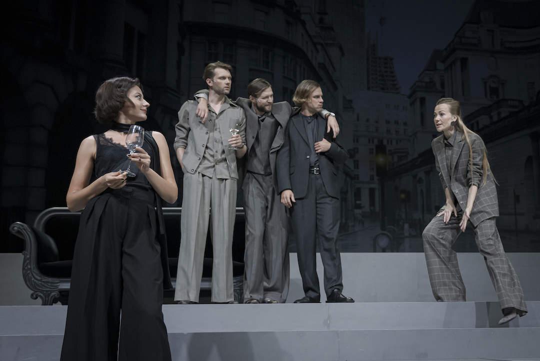 Skats no DT izrādes "Piekrišana" // Foto – Mārtiņš Vilkārsis