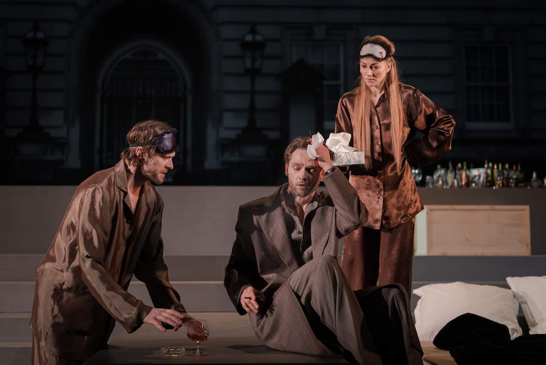 Skats no DT izrādes "Piekrišana" // Foto – Mārtiņš Vilkārsis