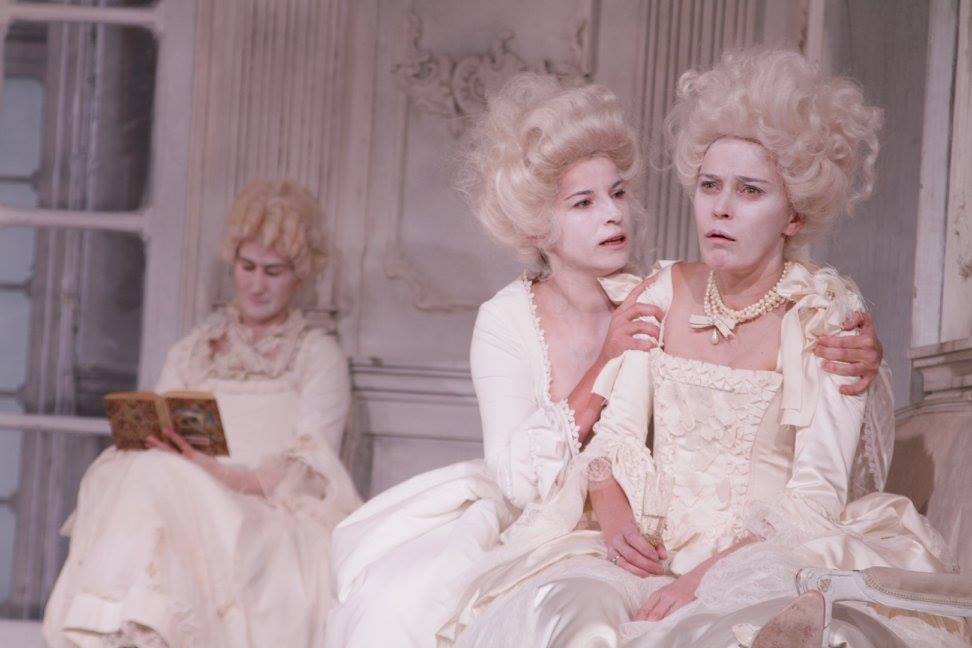 Šarlote – Simona Orinska, Anna – Jana Čivžele, Montreija Kundze – Elita Kļaviņa // Foto – Karlīna Vītoliņa