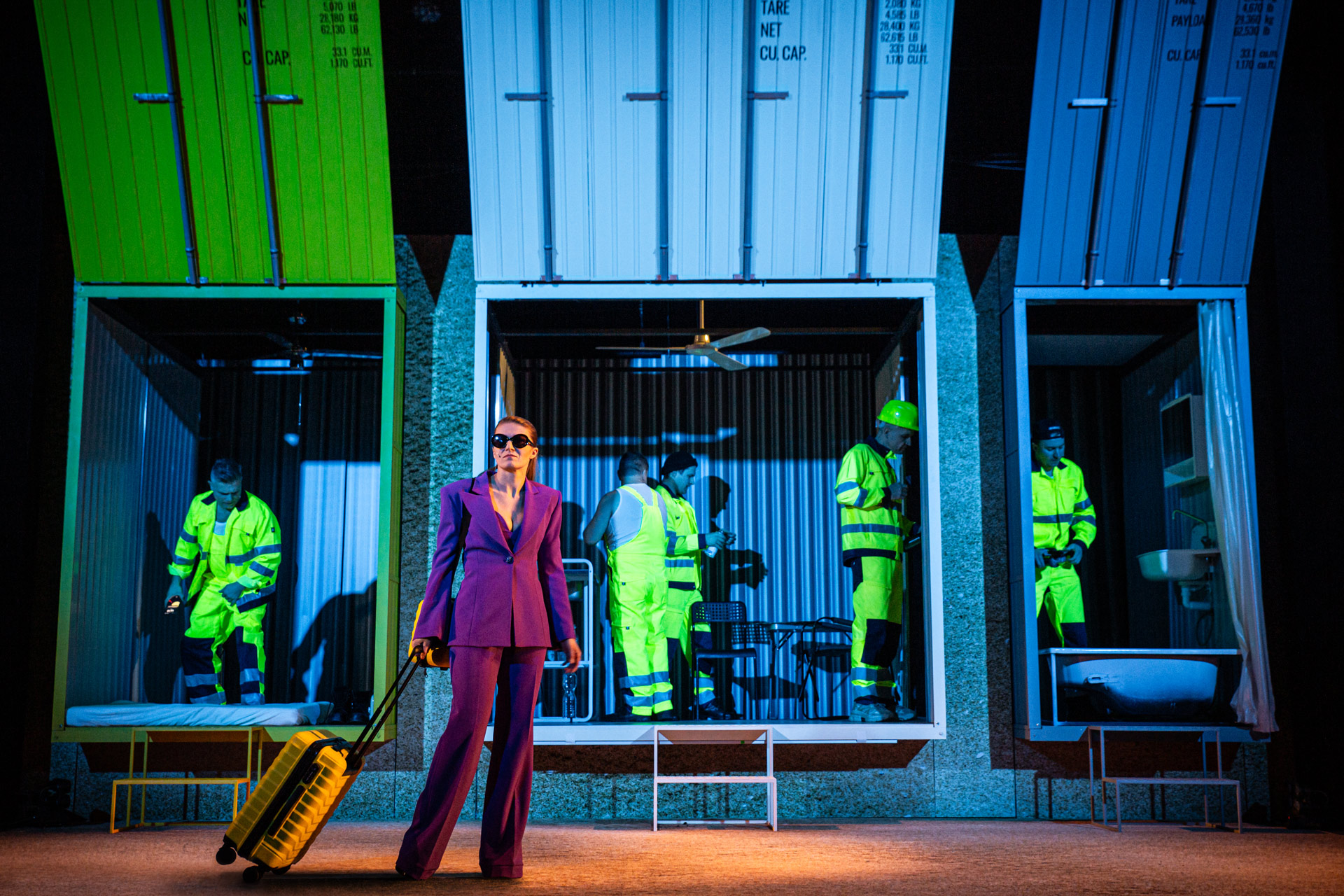 Skats no Uherske Hradištes Slovāku teātra izrādes “Ilgu tramvajs” // Foto – Kuba Jíra