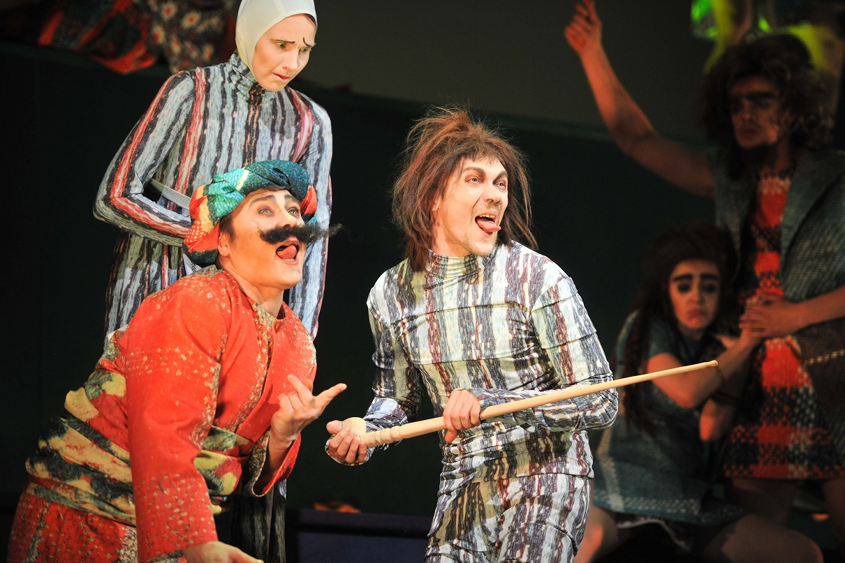 Ābrams – Mārtiņš Egliens, Made – Inga Misāne-Grasberga, Brencis – Arturs Krūzkops // Foto – Kristaps Kalns