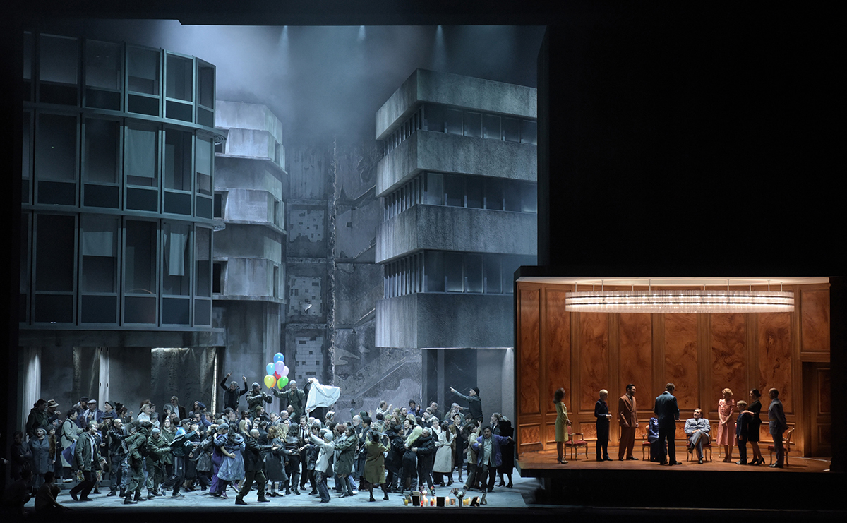 Skats no operas "Trojieši" uzveduma Bastīlijas operā // Publicitātes foto